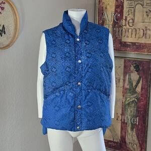 Vintage 70s/80s Blue Paisley Bandana Print Puffer Vest